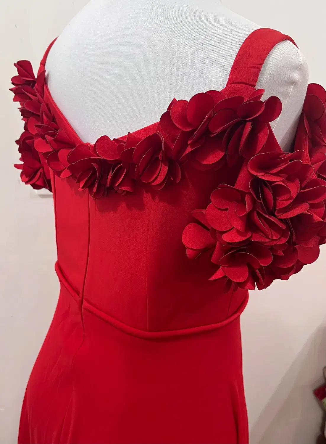 پیرهن مجلسی|لباس|دزفول, |دیوار