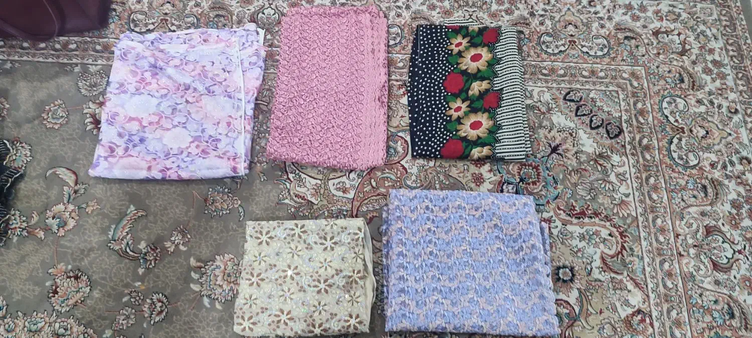 تعدادی پارچه|لباس|قم, شهرک فاطمیه|دیوار