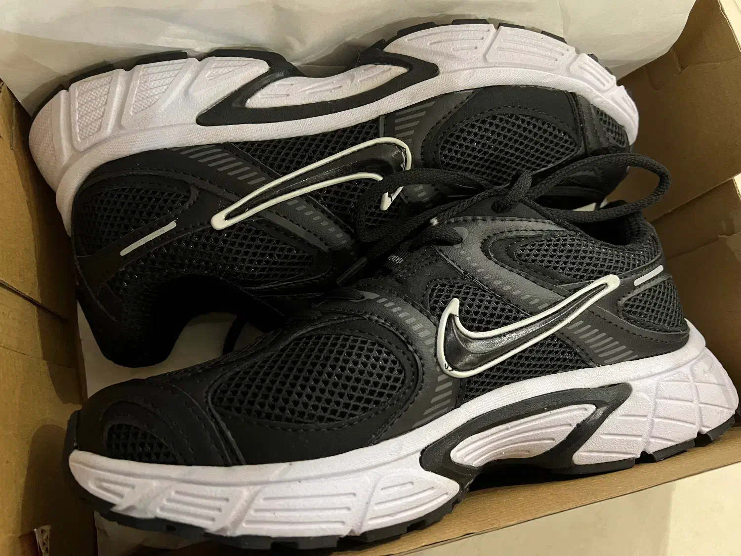 کتونی رانینگ نایک|کیف، کفش، کمربند|تهران, سید خندان (جلفا)|دیوار