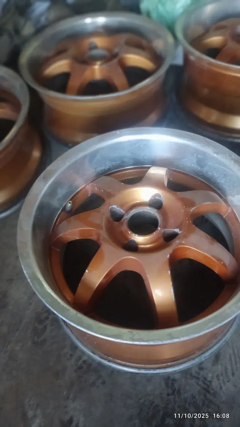 فروش رینگ اسپرت ۷پر بدون جوش و سالم رینگ ۱۶ هستن|قطعات یدکی و لوازم جانبی|فولادشهر, A2|دیوار