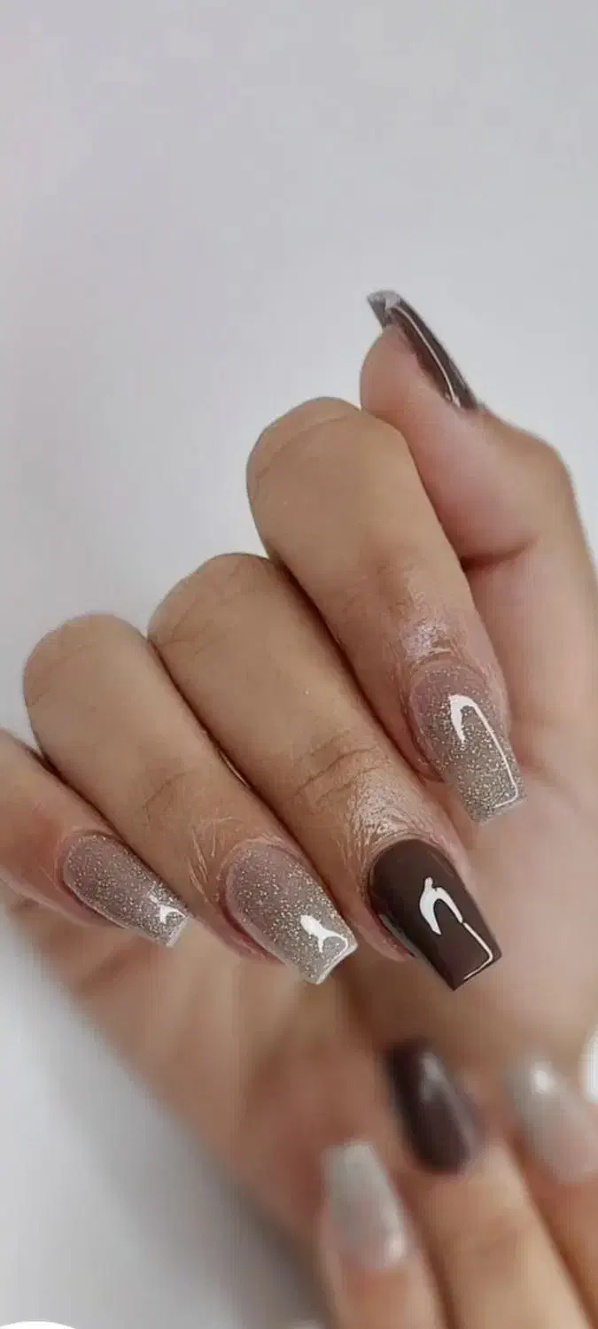 مدل رایگان ناخن و کوتاهی و میکاپ شنیون و بافت|خدمات آرایشگری و زیبایی|بروجرد, |دیوار