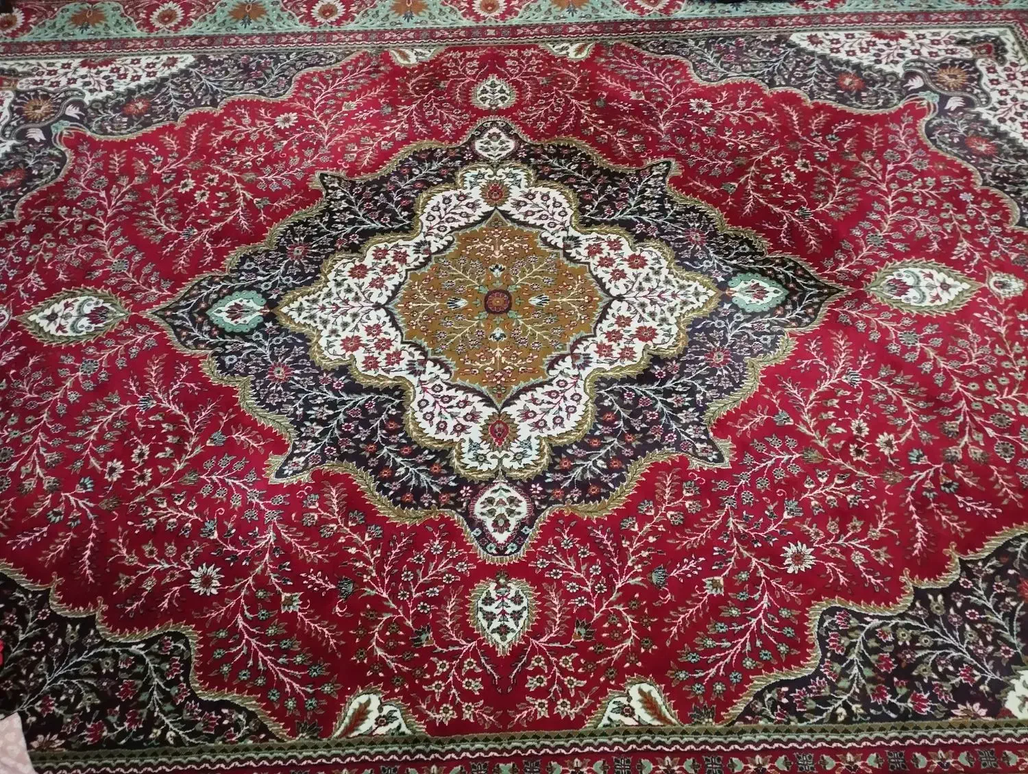 دو عدد فرش سه در چهار|فرش|نقده, |دیوار