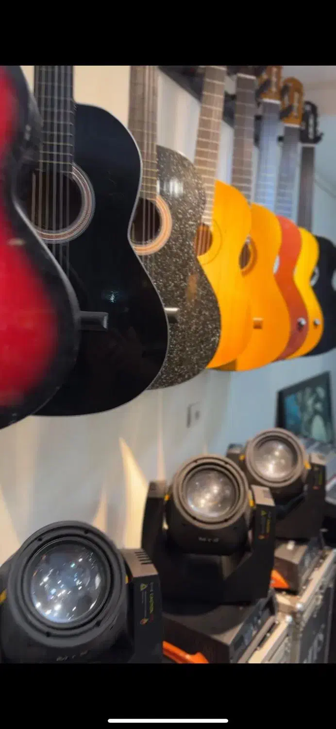 فروش گیتار های ایرانی با کیفیت بالا پیکابدار|گیتار، بیس، امپلیفایر|بندرعباس, |دیوار