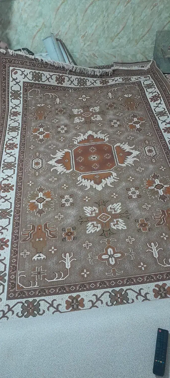 گلیم ۲ در ۳|گلیم، جاجیم، گبه|نیشابور, فیض آباد|دیوار