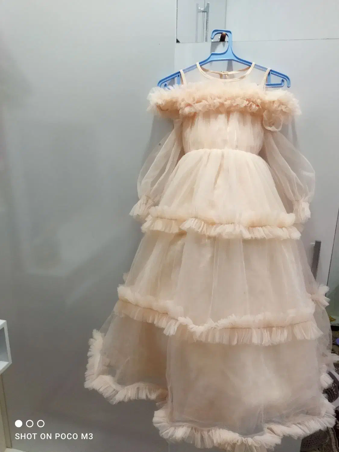 تمیز|لباس|رامشیر, |دیوار