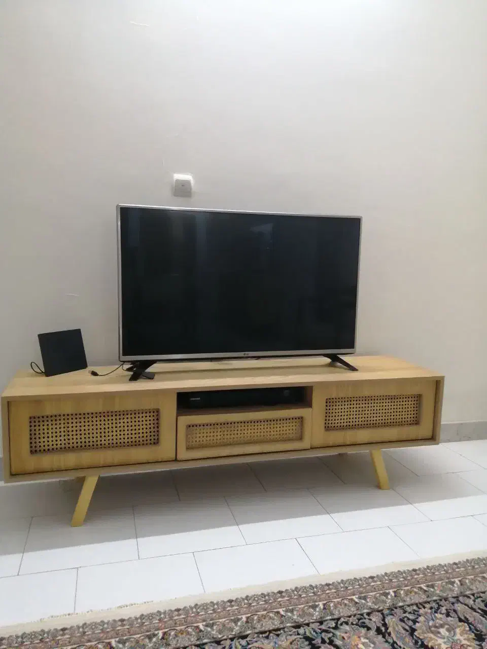 کنسول و میز تلویزیون|میز تلویزیون|کرج, شهرک فهمیده|دیوار