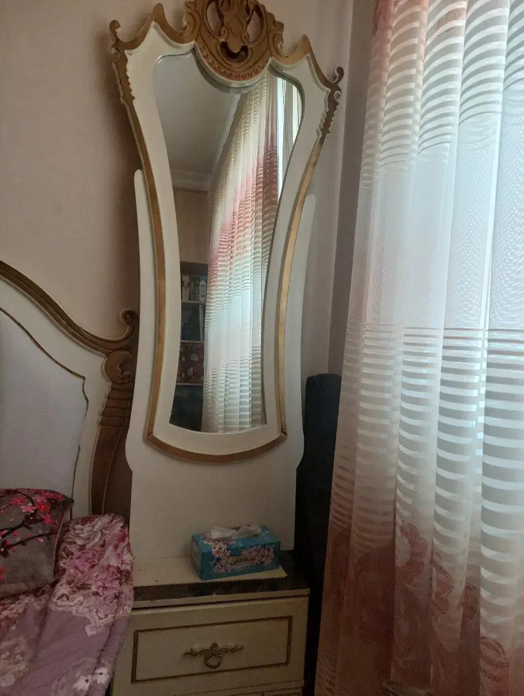 آینه قدی|مبلمان خانگی و میز عسلی|کیش, |دیوار