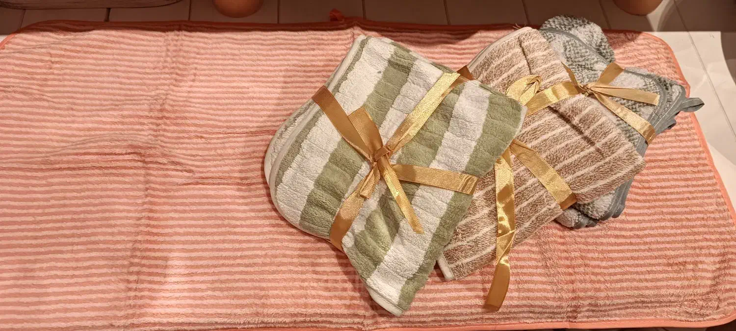 حوله صورت و آشپزخانه|سفره، حوله، دستمال آشپزخانه|تهران, اکباتان|دیوار