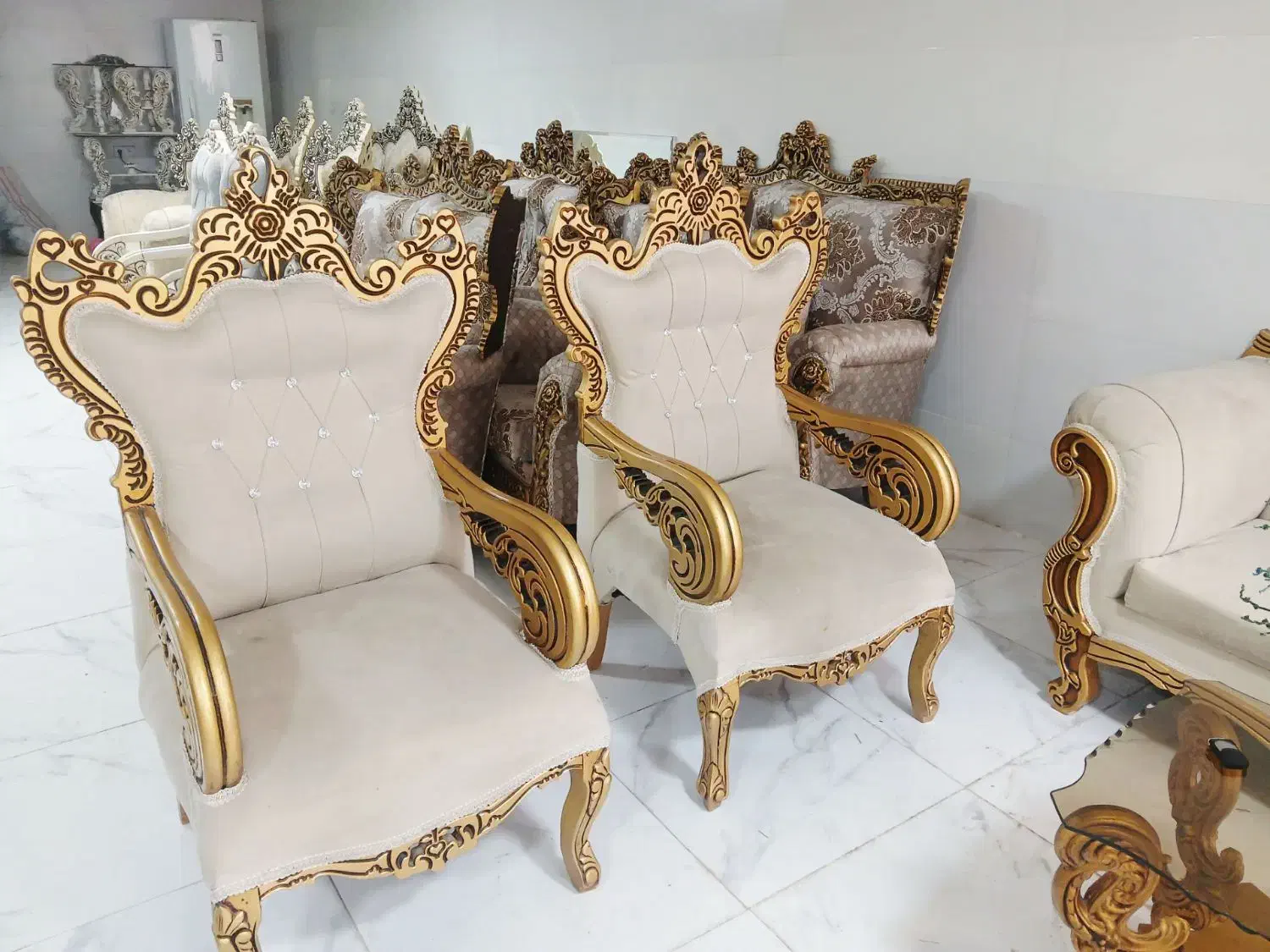 مبلمان|مبلمان خانگی و میز عسلی|کوهدشت, |دیوار