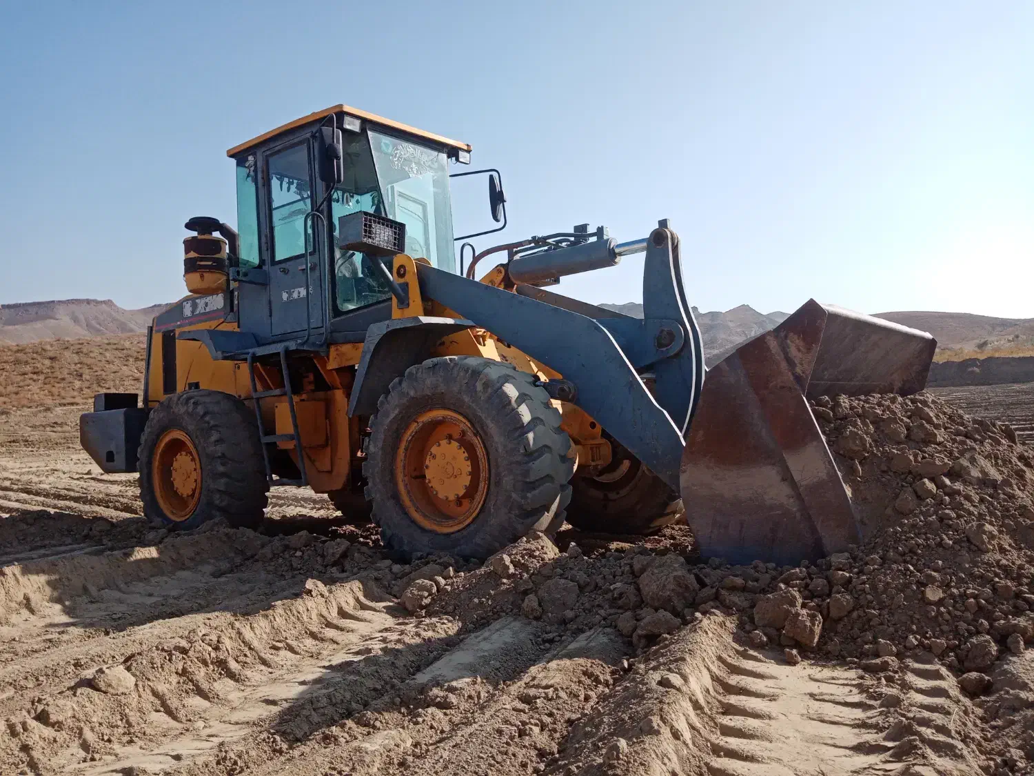 لودر 930xcmg|خودرو سنگین|قلندر آباد, |دیوار