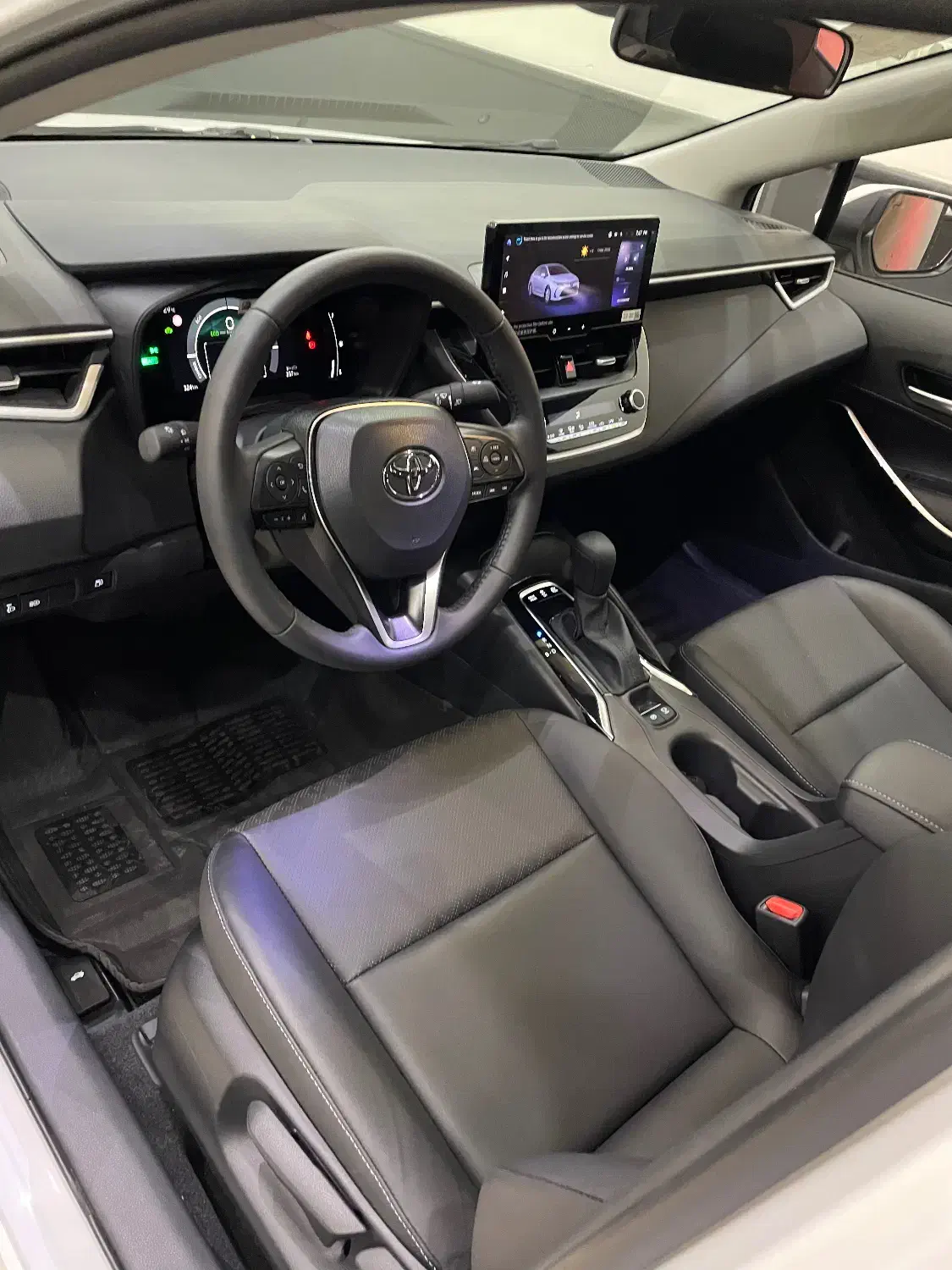 تویوتا کرولا ۱۸۰۰ هیبرید|خودرو سواری و وانت|تبریز, |دیوار