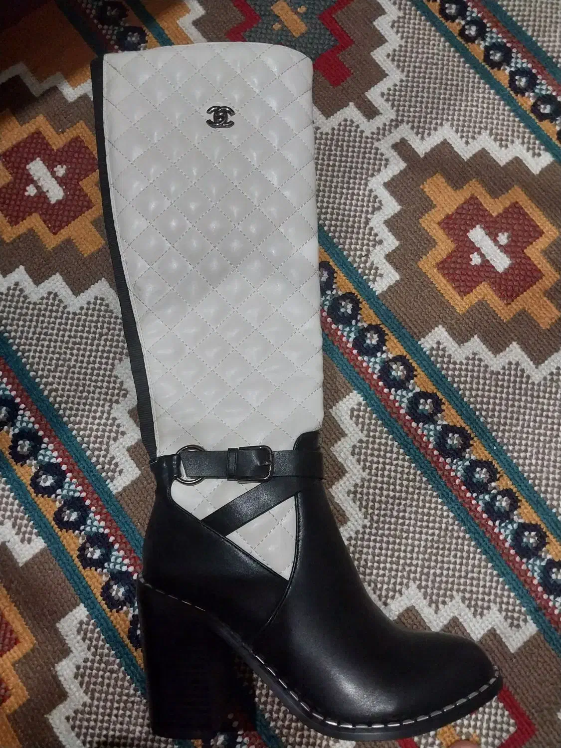 بوت خارجی|کیف، کفش، کمربند|کرج, فاز ۳ گوهردشت|دیوار