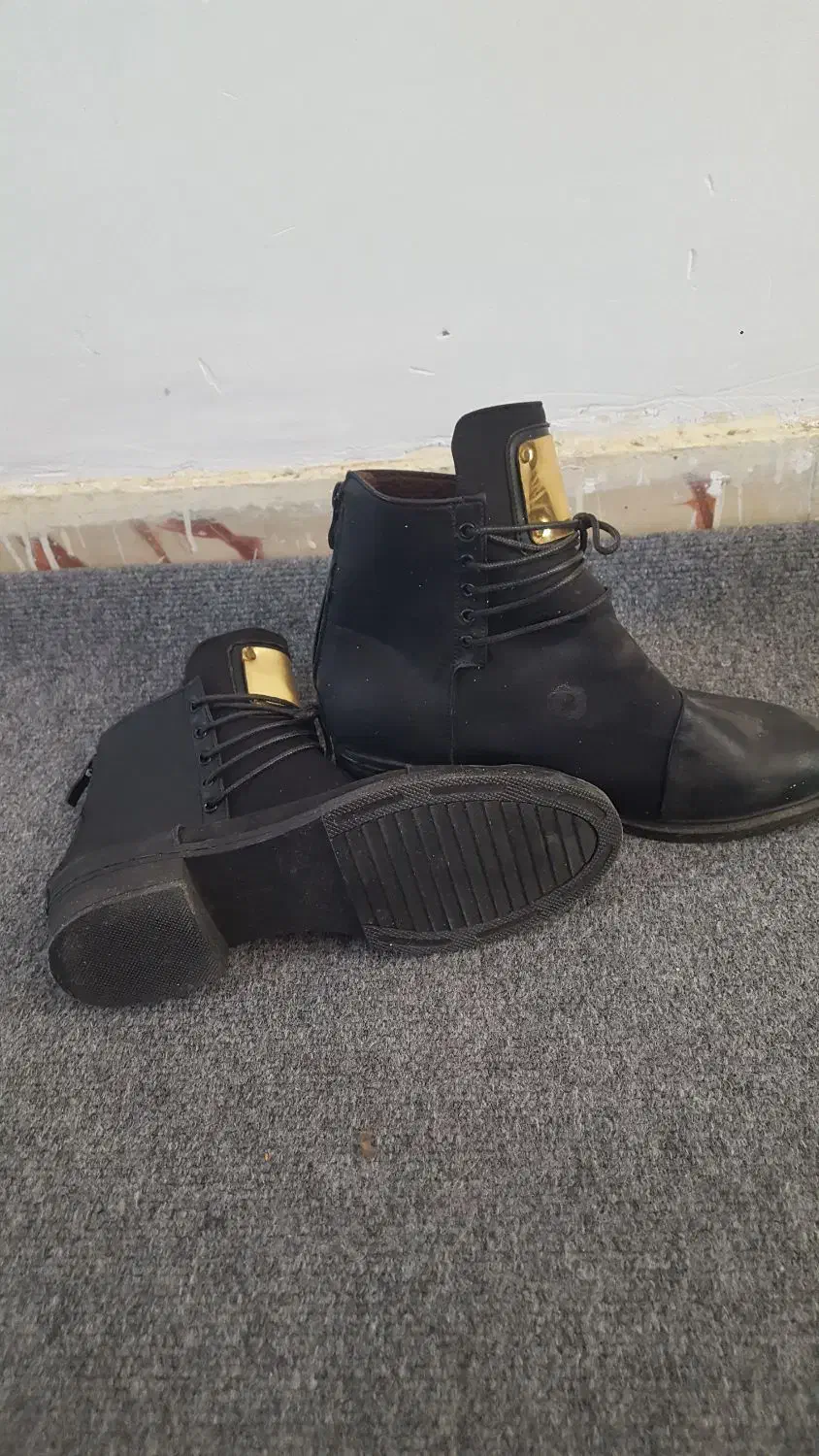 نیم بوت .سایز۴۰|کیف، کفش، کمربند|سبزوار, امام خمینی (ناوی)|دیوار