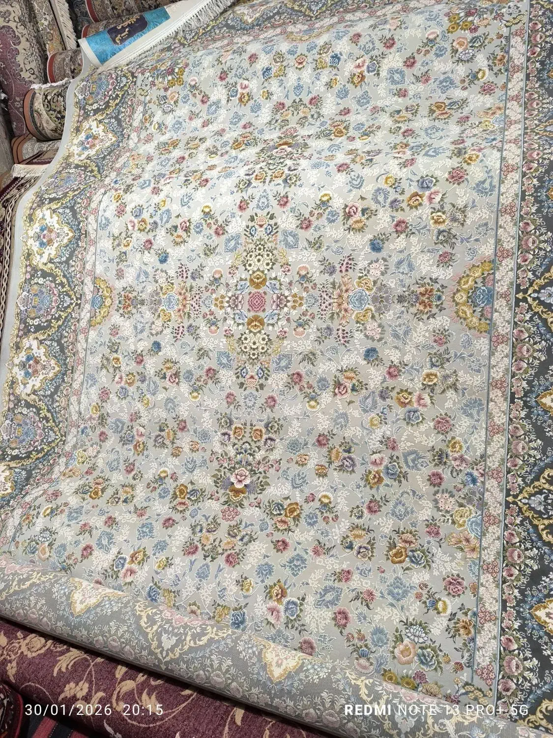 ۱۲۰۰ شانه|فرش|ساوه, |دیوار