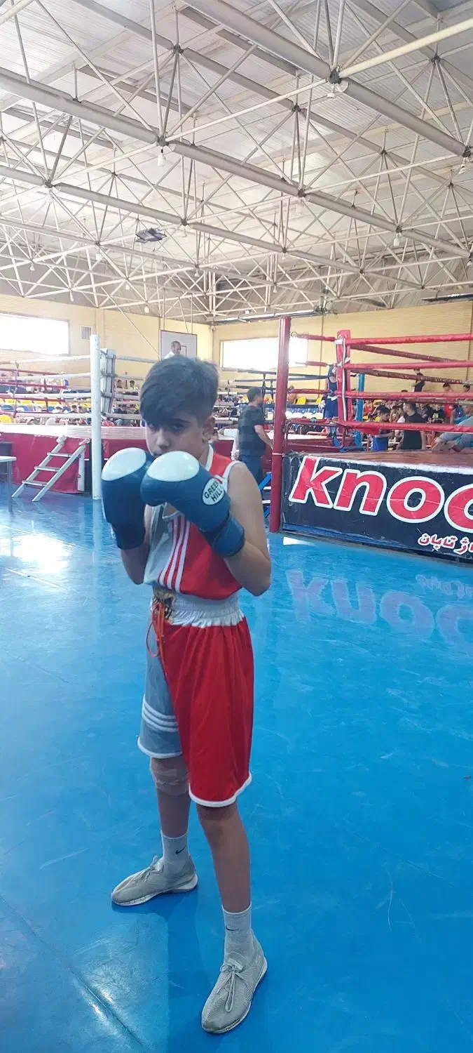 آموزش بوکس مبتدی آماتور حرفه ای|خدمات آموزشی|کرمانشاه, |دیوار