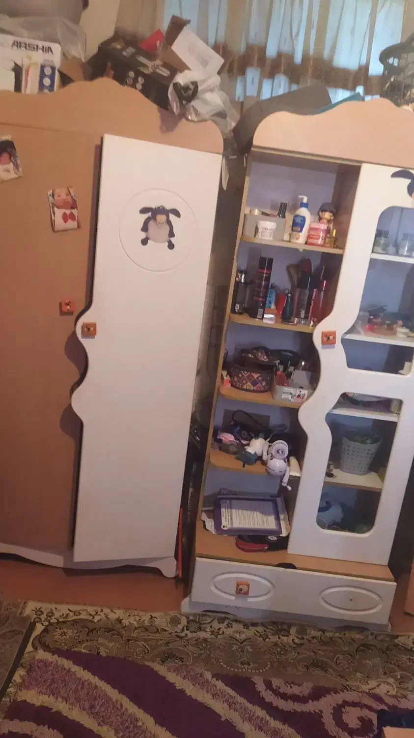 بوفه و بوفه ساعت و کمد لباس و دو تا کمد لباس بچه|بوفه، ویترین، کنسول|چابهار, |دیوار