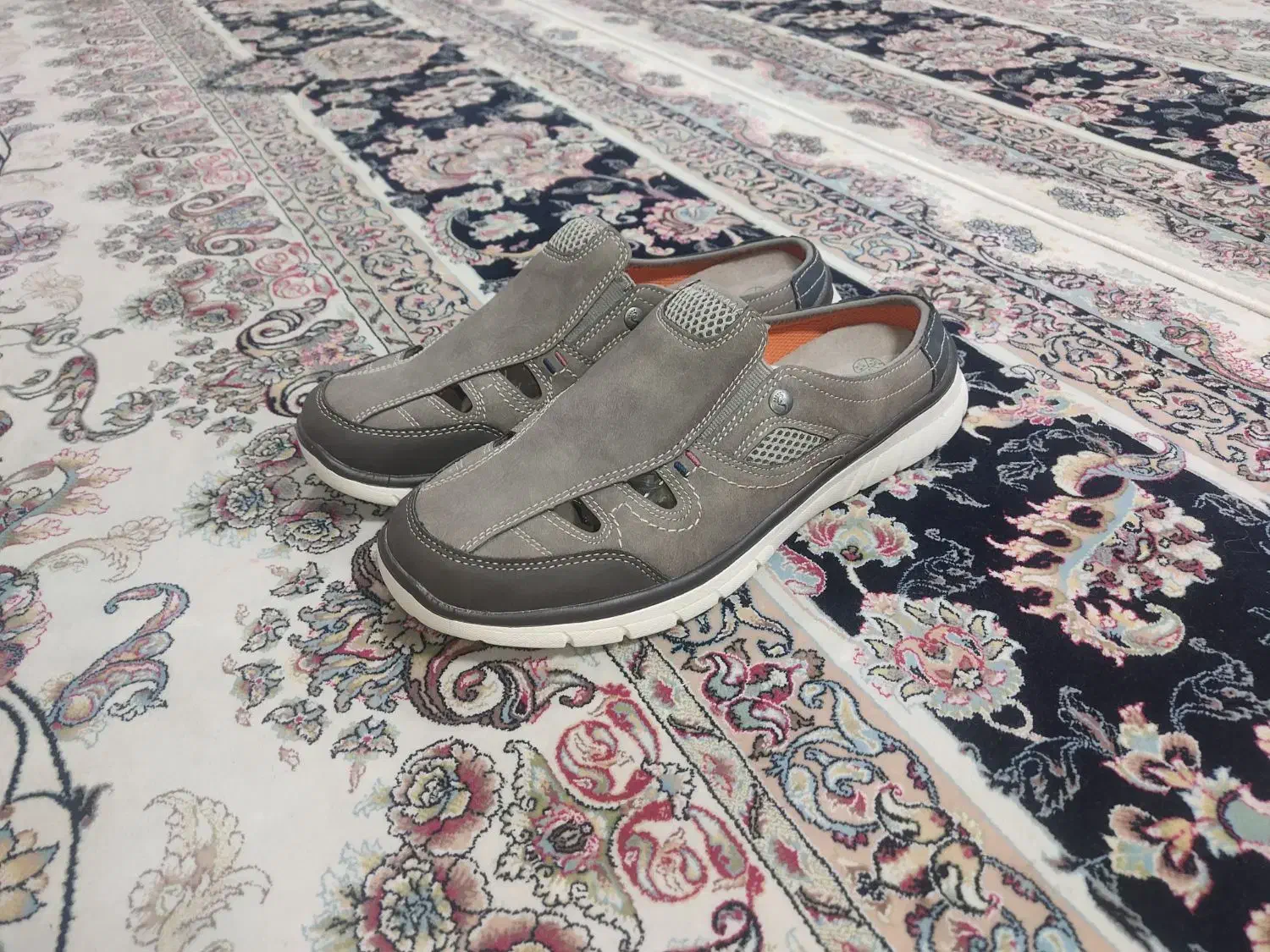 کفش کتونی صندل|کیف، کفش، کمربند|قم, چهار مردان|دیوار