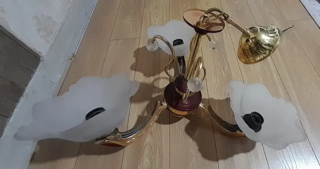 دوعدد لوستر|لوستر و چراغ آویز|کرمانشاه, |دیوار