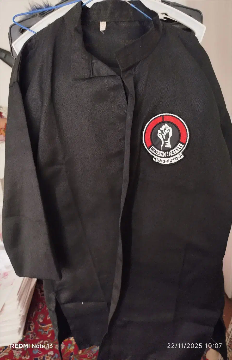 لباس کونگ فو|لباس|تهران, مینای شمالی (مخبر)|دیوار