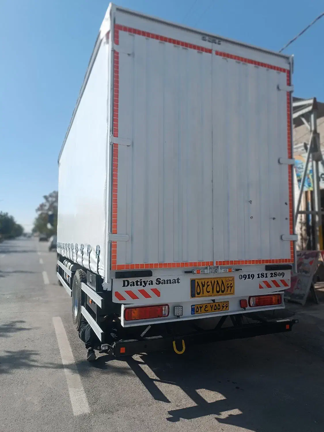 اتاق سازی کامیونت و کامیون|ماشین‌آلات صنعتی|الوند, |دیوار