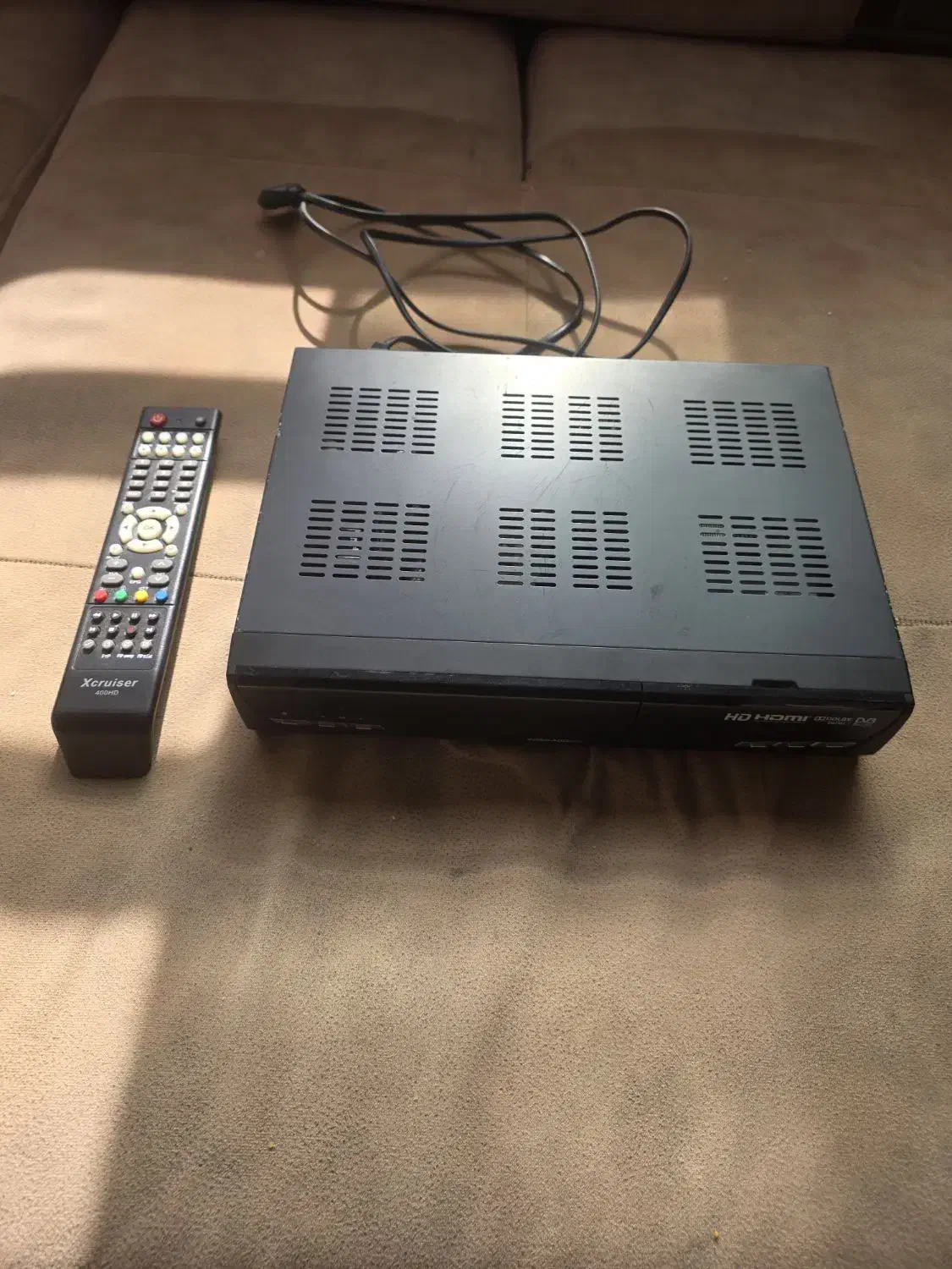 گیرنده|صوتی و تصویری|ساری, |دیوار