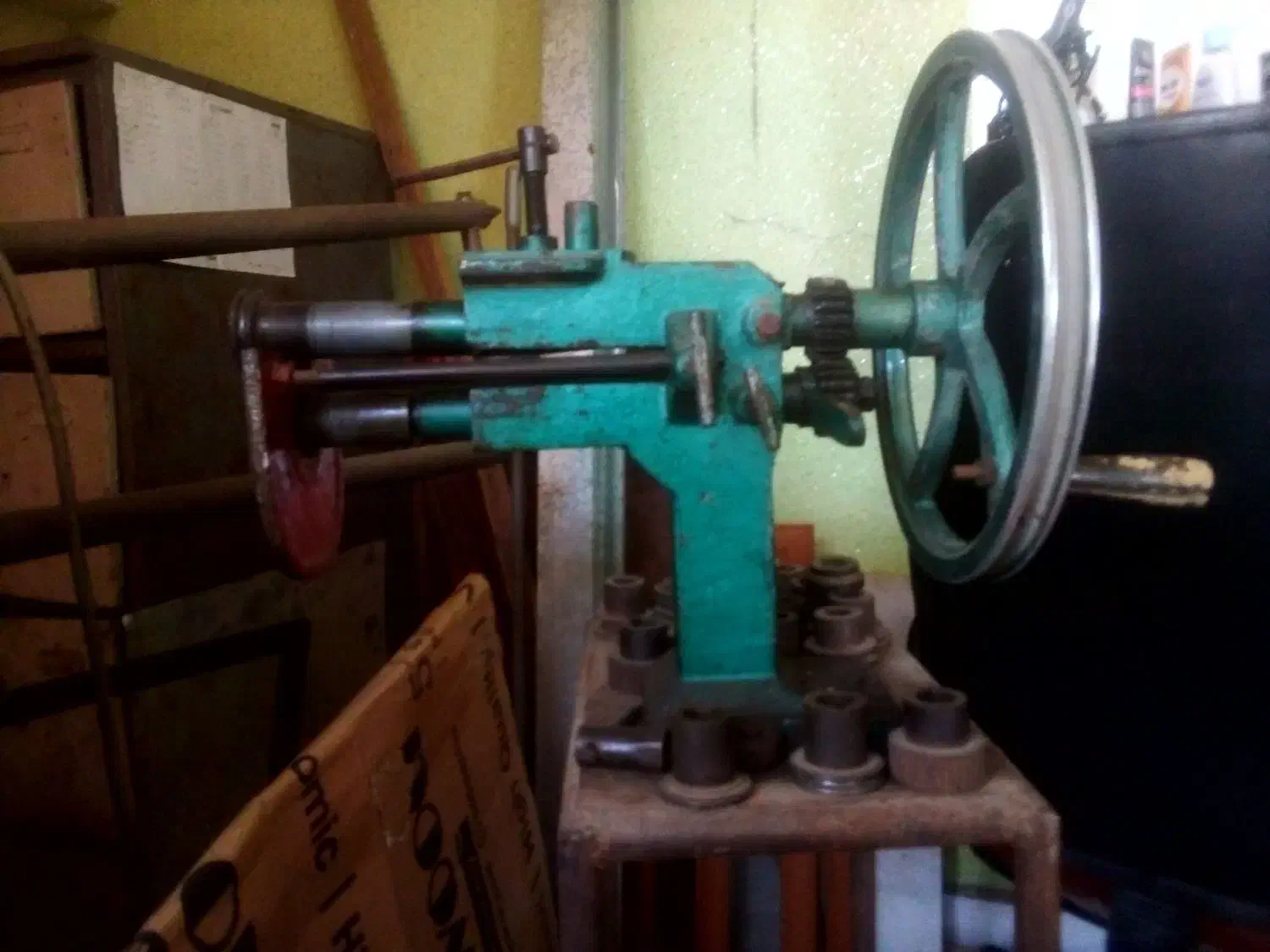 نقطه جوش|ماشین‌آلات صنعتی|گرگان, |دیوار