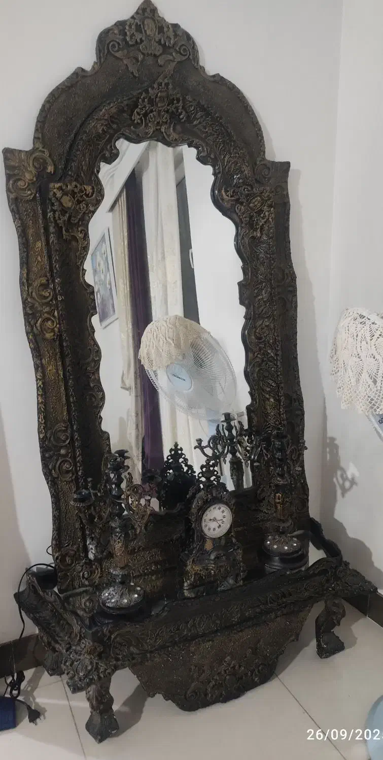 آینه و شمعدان|آینه|گرگان, |دیوار