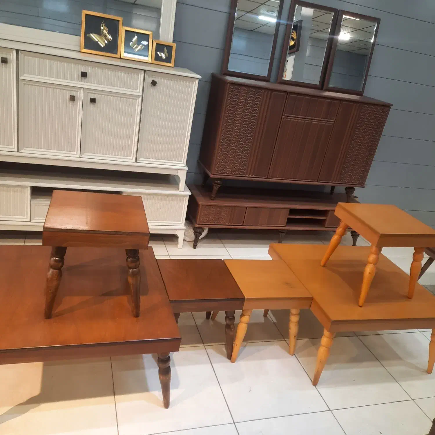 جلومبلی فقط برای سلیقه های خاص|مبلمان خانگی و میز عسلی|قم, شاه ابراهیم|دیوار