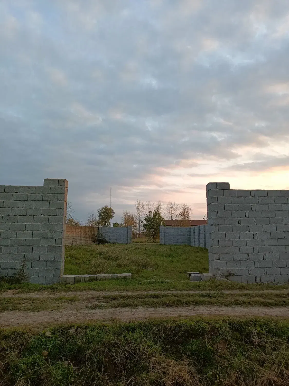 سرمایه‌گذاری ویژه برای تهرانی‌ها واصفهانی‌ها|فروش زمین و ملک کلنگی|رودبنه, |دیوار