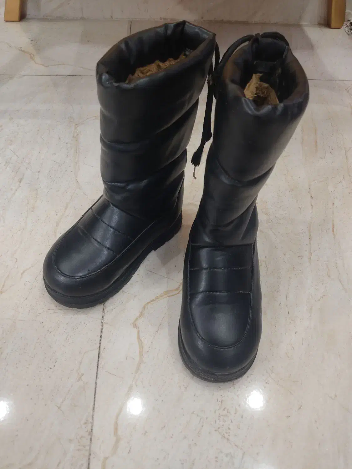 پوتین|کفش و لباس بچه|ارومیه, |دیوار