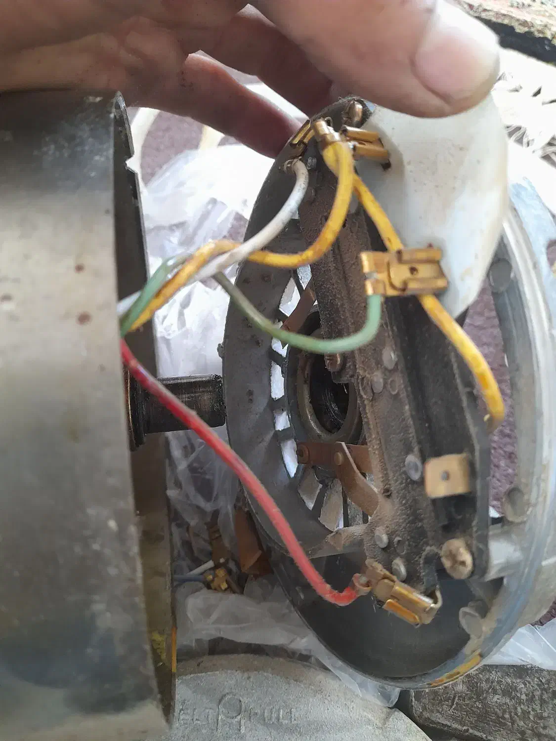 موتوربالابروگیربکس پمپ اب خانگی وغیره|خدمات پیشه و مهارت|صدرا-فارس, فاز ۲|دیوار