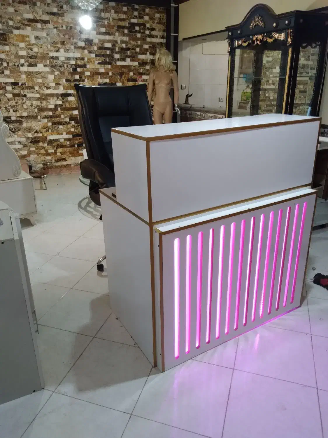 وسایل سالن زیبایی|آرایشی، بهداشتی، درمانی|کرج, فاز ۱ مهرشهر|دیوار