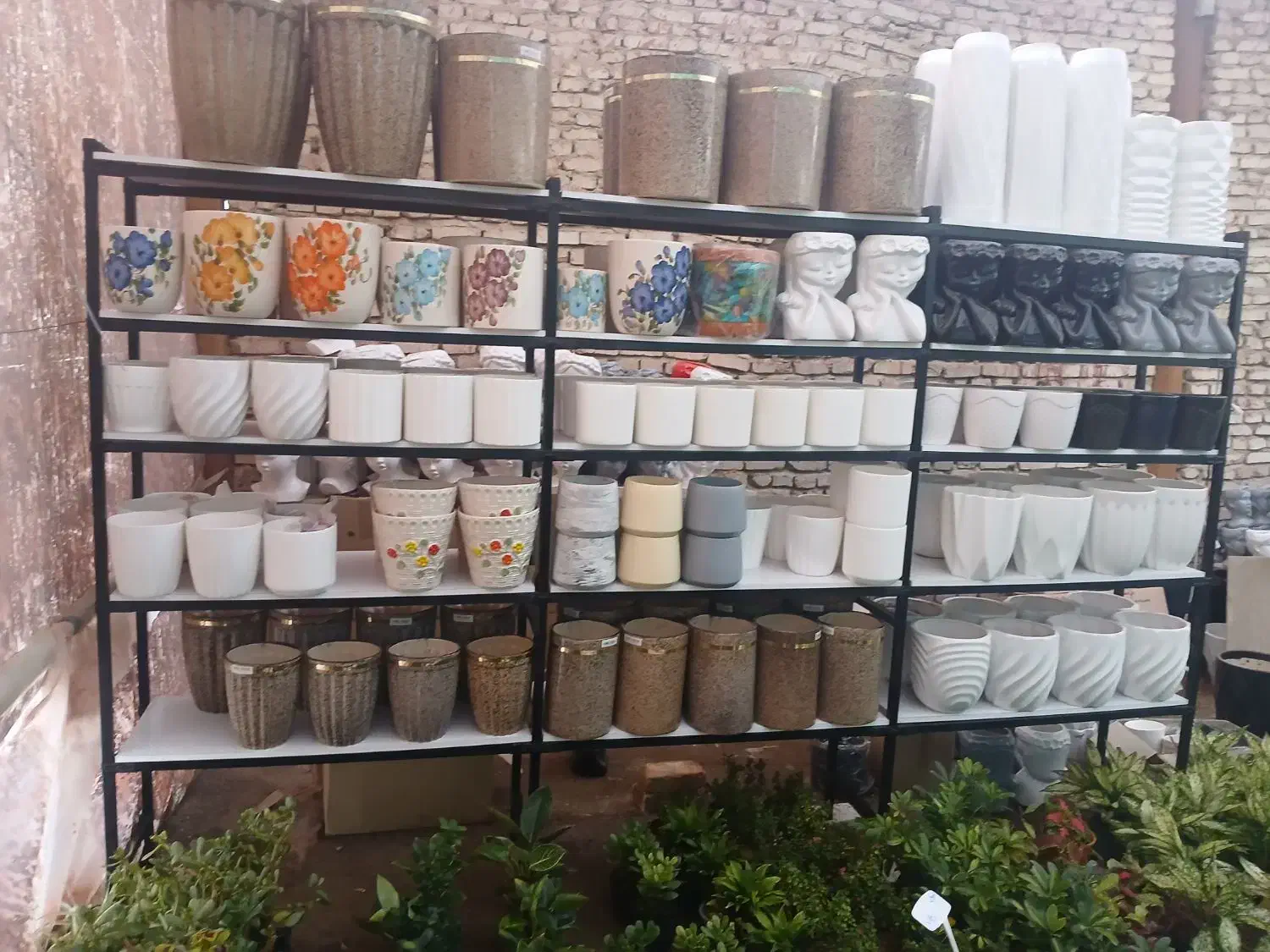 قفسه فلزی ۴ طبقه محکم و تمیز|کتابخانه، شلف، قفسه‌های دیواری|یزد, |دیوار