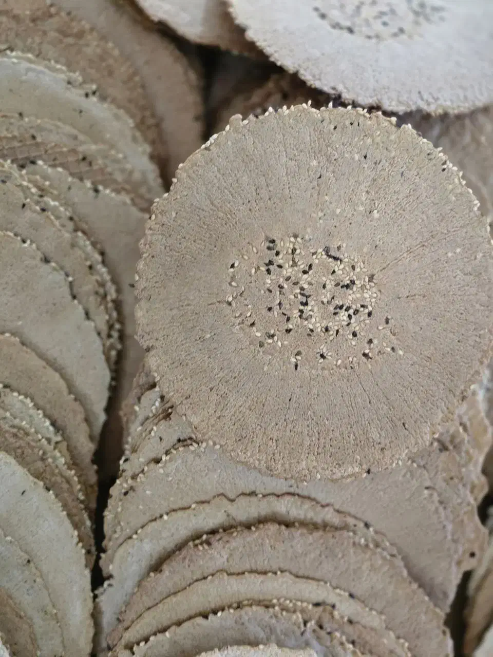 نان جو خالص ۱۰۰ درصد و چاودار رژیمی مکتوم|خوردنی و آشامیدنی|تهران, آذربایجان|دیوار