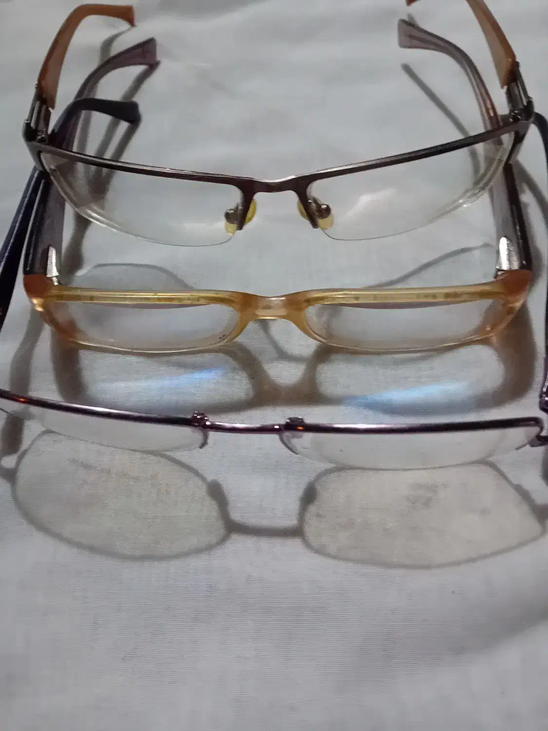 فرم عینک به قیمت خوب بامشتری کنارمیام|زیورآلات و اکسسوری|کرمان, |دیوار