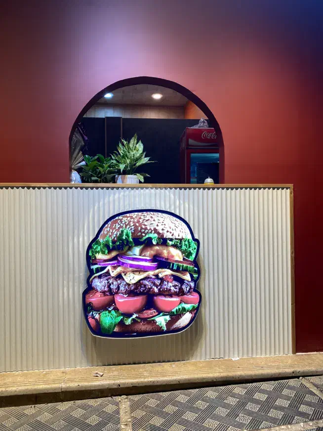 صندوقدار خانم|استخدام خدمات فروشگاه و رستوران|هشتگرد, هشتگرد قدیم|دیوار