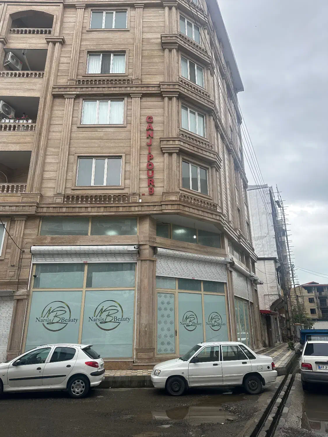 مغازه دونبش سه دهنه 81 متری خ مورخی|فروش مغازه و غرفه|آستارا, |دیوار