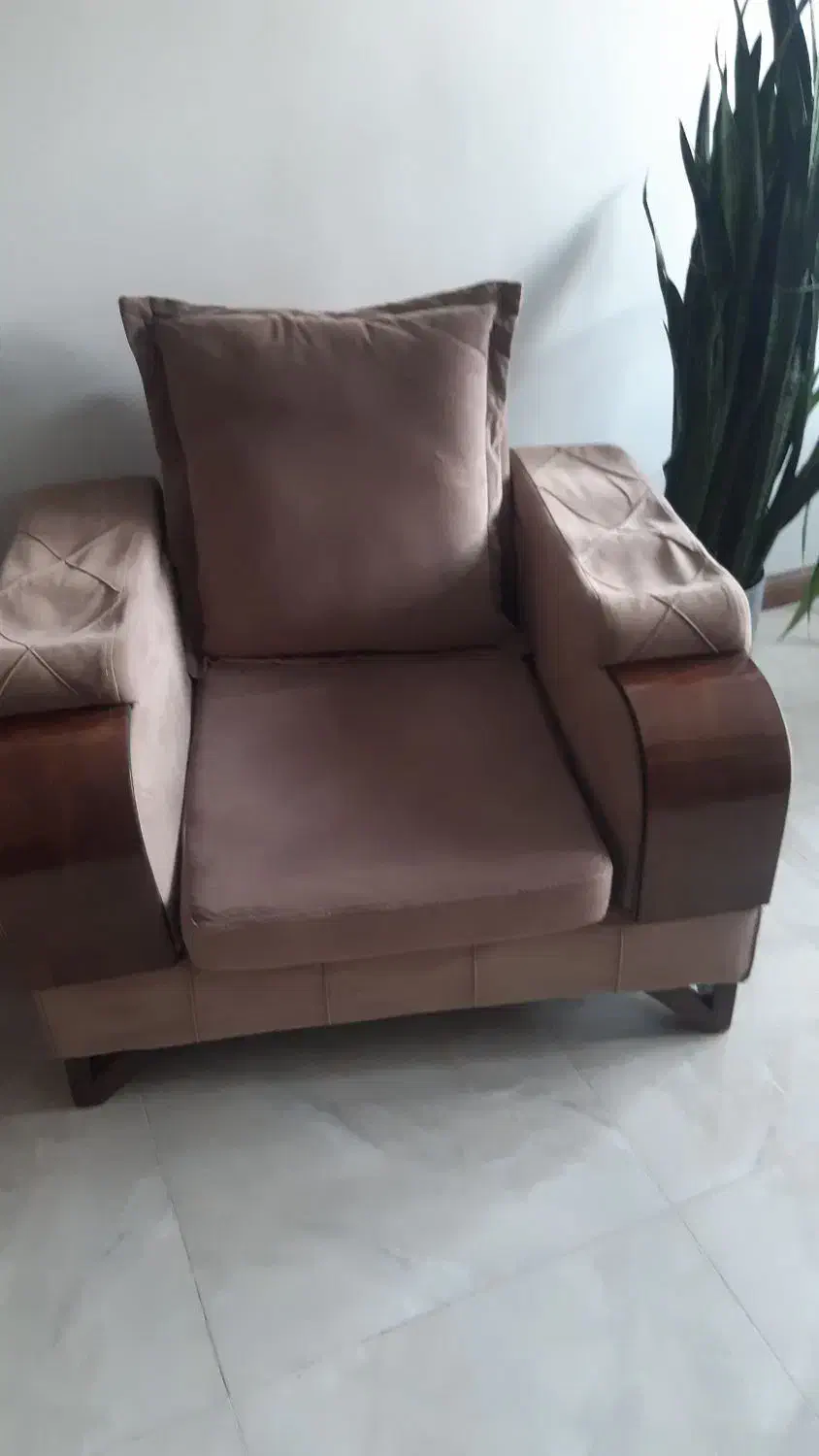 مبل راحتی۷نفره|مبلمان خانگی و میز عسلی|گرمدره, |دیوار