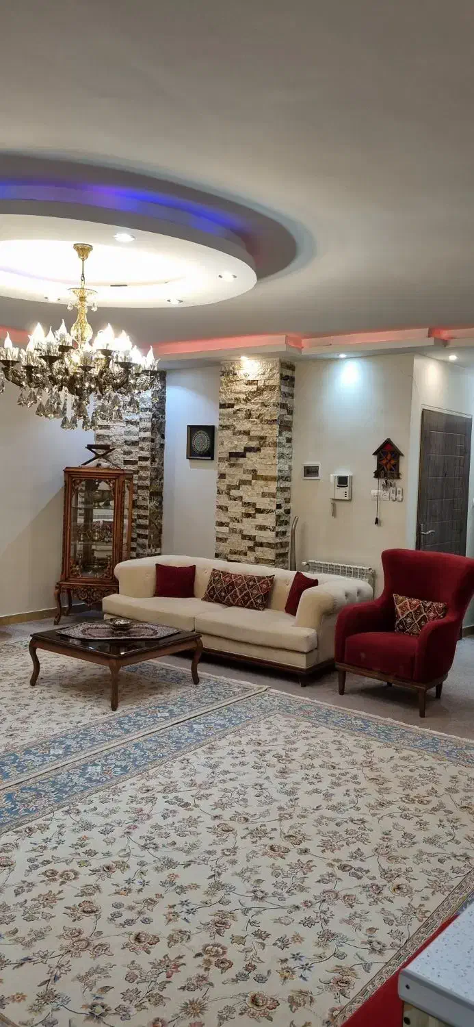 فروش آپارتمان یکخواب طبقه اول خ رزاقی املاک مردانی|فروش آپارتمان|تهران, گلچین|دیوار