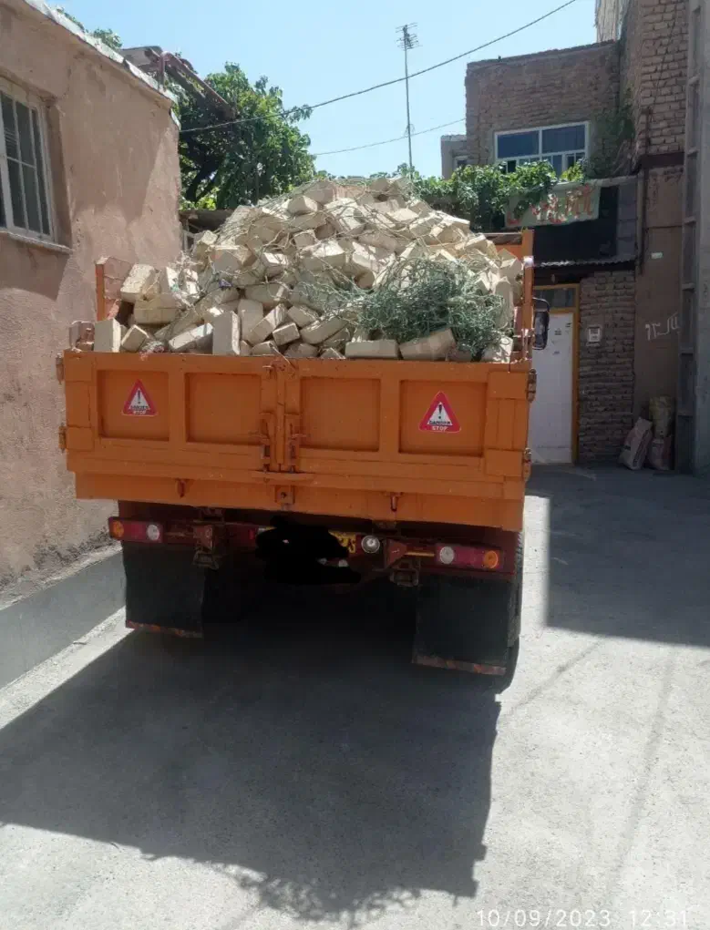 حمل مصالح ساختمانی ماسه آجر نخاله و..باخاور کمپرسی|خدمات حمل و نقل|همدان, |دیوار