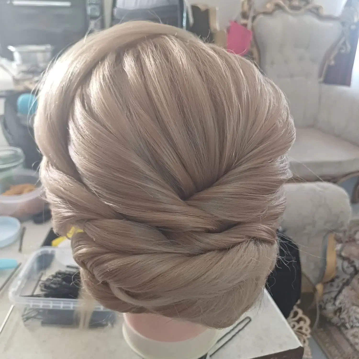 میکاپ وشنیون|خدمات آرایشگری و زیبایی|مرند, |دیوار