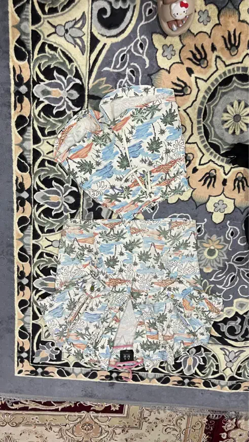 لباس|لباس|شیراز, شهرک مدرس|دیوار