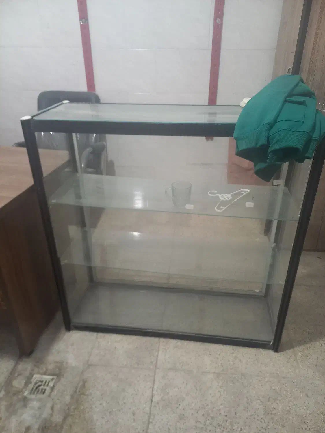 ویترین شیشه ای|فروشگاه و مغازه|ورامین, ورامین|دیوار