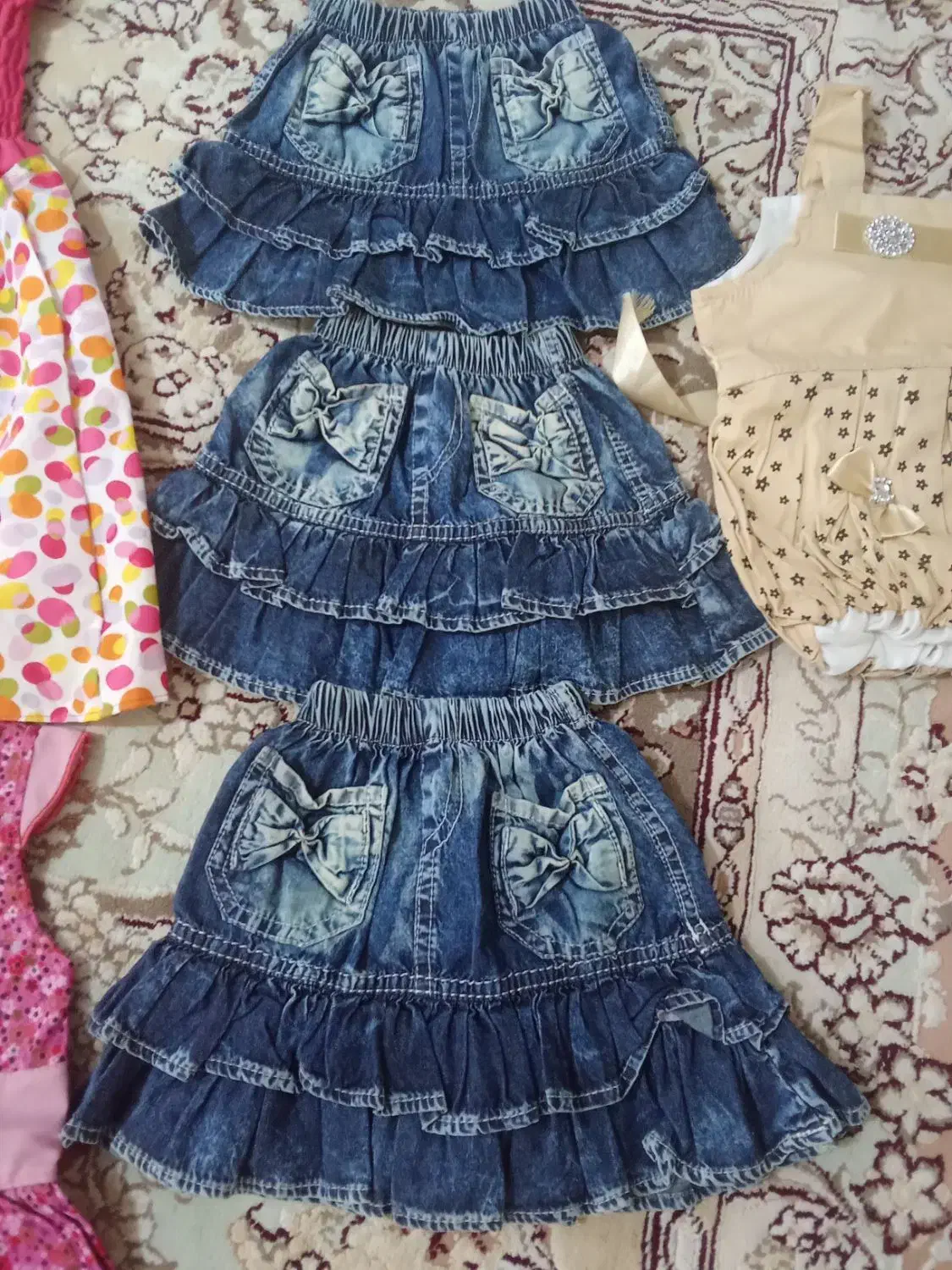 لباس نو|کفش و لباس بچه|شیروان (خراسان), |دیوار