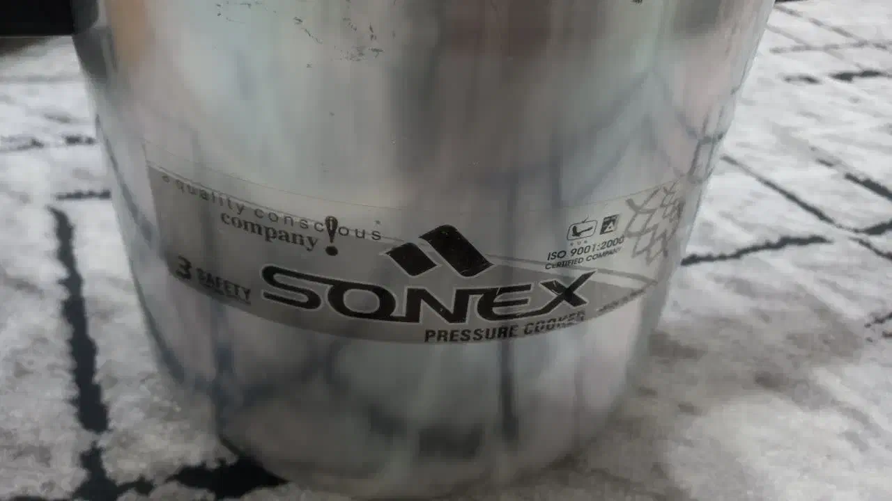 زودپز خارجی ۱۵ نفره|ظروف پخت‌وپز|گنبد کاووس, |دیوار