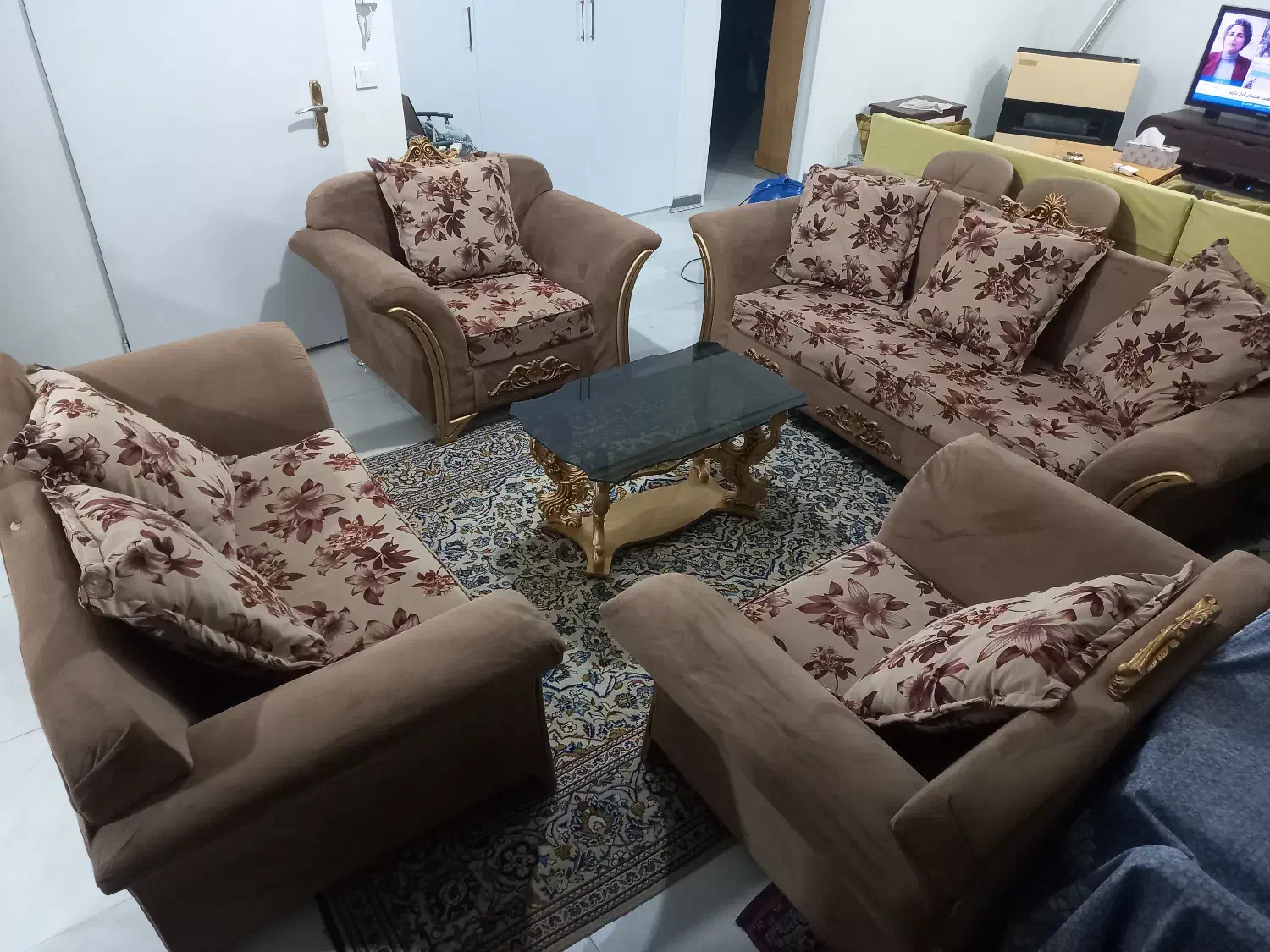 مبل ۷نفره سالم|مبلمان خانگی و میز عسلی|ملایر, |دیوار