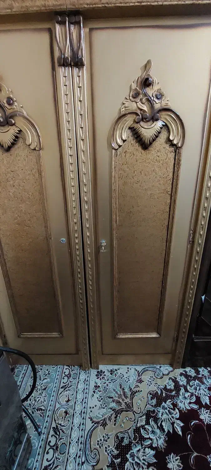 کمد چوبی|جاکفشی، کمد، دراور|شاهینشهر, فیض|دیوار