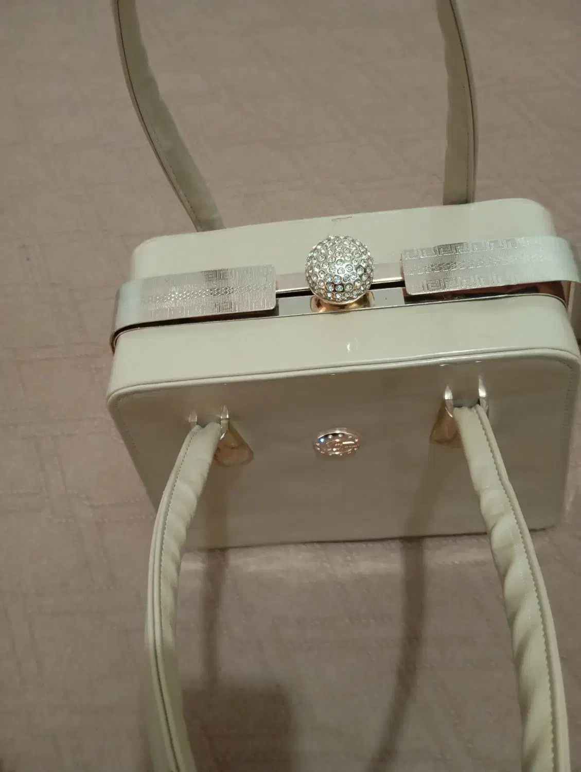 کیف مجلسی|کیف، کفش، کمربند|جوانرود, |دیوار