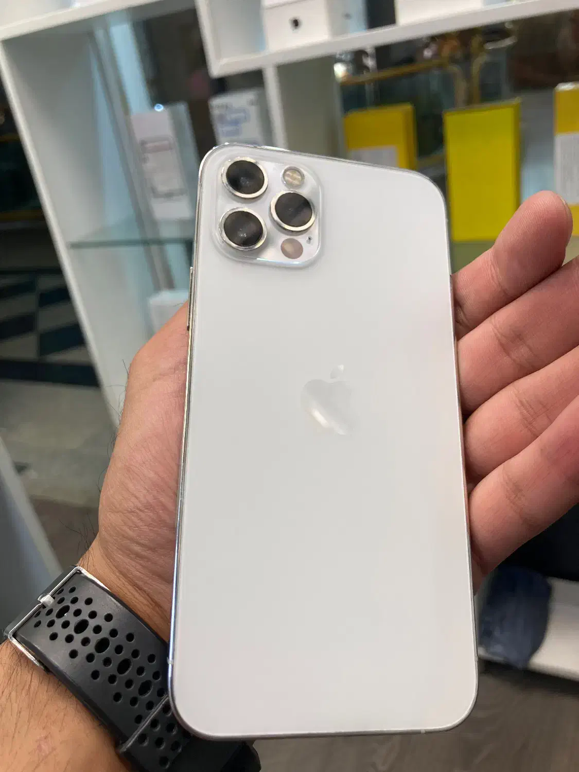 12 پرو سفید 256 گیگ|موبایل|گرگان, |دیوار