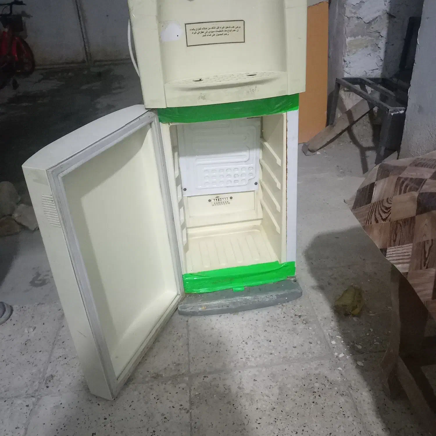 آبسرد کن مدل یخچال دار ژاپنی|یخچال و فریزر|بجنورد, |دیوار